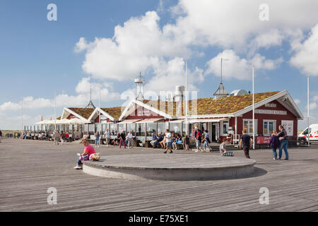 Restaurant am Pier von St. Peter-Ording, Eiderstedt, Schleswig-Holstein, Deutschland Stockfoto