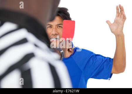 Schiedsrichter zeigt rote Karte, Fußballspieler Stockfoto