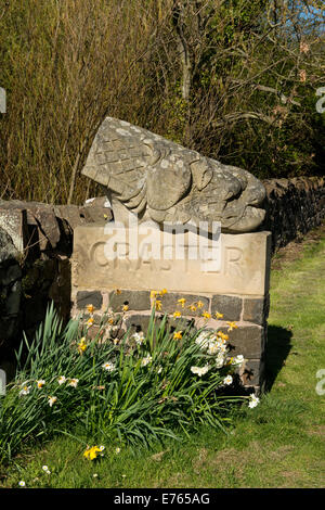 Schild am Eingang der craster Dorf, Northumberland, England, Großbritannien Stockfoto