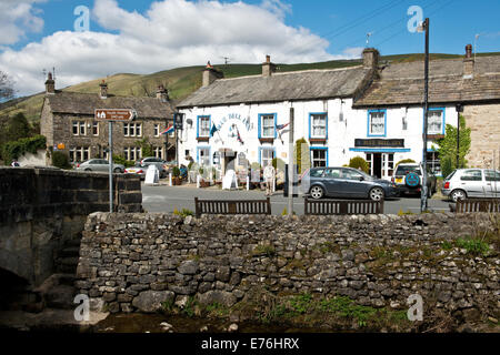 Kettlewell Dorf und Blue Bell Inn. North Yorkshire, England, Großbritannien Stockfoto