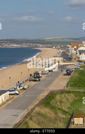 Seaford Promenade an der Küste von Sussex, blicken nach Newhaven. East Sussex, England. April. Stockfoto