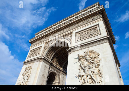 Der imposante Arc de Triomphe in Paris, Frankreich. Stockfoto