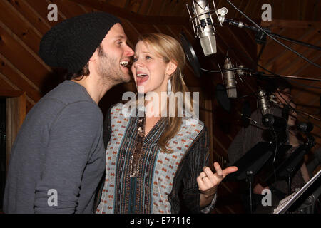 Aufnahme-Session für das Broadway The Bridges of Madison County statt in den Avatar Studios.  D: Steven Pasquale, Kelli O'Hara wo: New York, New York, Vereinigte Staaten von Amerika als: 3. März 2014 Stockfoto