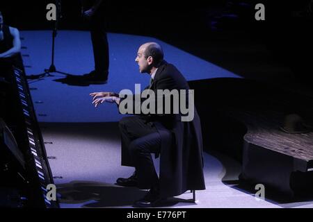 Opening Night der New Yorker Philharmoniker Sweeney Todd, Avery Fisher Hall - Akt statt.  Mitwirkende: Jeff Blumenkrantz Where: New York, New York, Vereinigte Staaten von Amerika bei: 6. März 2014 Stockfoto