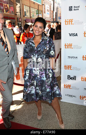 Toronto, Kanada. 07. Sep, 2014. Kanadische Sängerin, Songwriterin und Schauspielerin Nelly Furtado besucht die Premiere von 'Die gute Lüge' während der 39. Toronto International Film Festival (TIFF) in Toronto, Kanada, 7. September 2014. Foto: Hubert Boesl - kein Draht-SERVICE - /dpa/Dpa/Alamy Live News Stockfoto