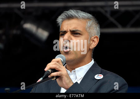 Sadiq Khan MP (Arbeit, Tooting) Schatten der Staatssekretär für Justiz und Londoner Bürgermeister Kandidat 2016... Stockfoto