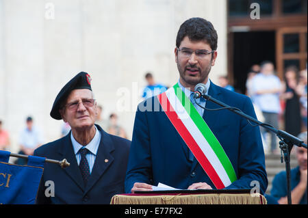 Turin, Italien. 7. Sep, 2014. Reenactment der Belagerung von Turin 1706 Piazza S. Giovanni der Präsident des städtischen Rates Giovanni Andrea Porcino Credit: wirklich Easy Star/Alamy Live News Stockfoto