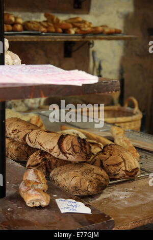 Baguettes in einem boulangeie Stockfoto