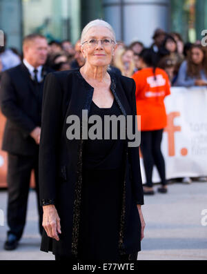 Toronto, Kanada. 8. Sep, 2014. Schauspielerin Vanessa Redgrave posiert für Fotos vor der Premiere des Films "Foxcatcher" in der Roy Thomson Hall während der 39. Toronto International Film Festival in Toronto, Kanada, 8. September 2014. © Zou Zheng/Xinhua/Alamy Live-Nachrichten Stockfoto