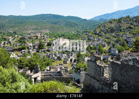 Kayaköy, ursprünglich bekannt als Livissi Geisterdorf in der Nähe von Fethiye, türkische Riviera, Türkei Stockfoto