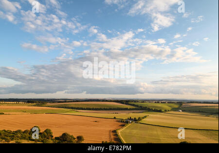 Ein Blick auf die Landschaft von Hampshire aus alten Winchester Hill in Hampshire, England Stockfoto