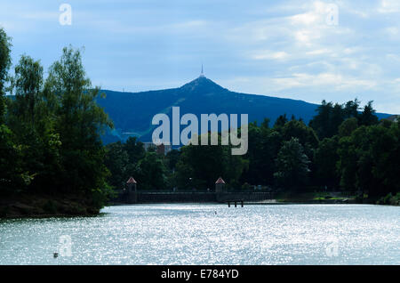 Scherzte über Stary Harcov dam in Liberec Stockfoto