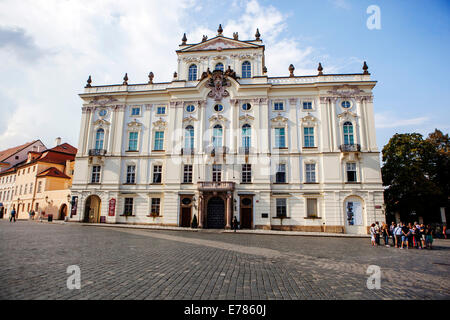 Palast des Erzbischofs, Prag, Tschechische Republik Stockfoto