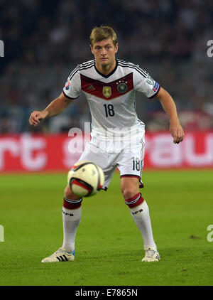 Dortmund, Deutschland. 07. Sep, 2014. Deutschlands Toni Kroos in Aktion während der EM-Qualifikation-match zwischen Deutschland und Schottland im Signal-Iduna-Stadion in Dortmund, Deutschland, 7. September 2014. Foto: Federico Gambarini/Dpa/Alamy Live News Stockfoto