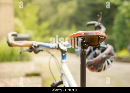 Leder-Fahrradsitz. Stockfoto