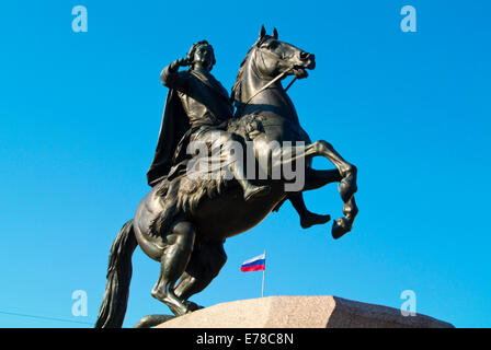 Bronze Horseman, Statue, berühmt geworden durch Puschkin, Senatsplatz, Sankt Petersburg, Russland, Mitteleuropa Stockfoto