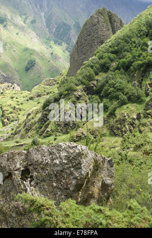 Gveleti High Valley, schöne Landschaft entlang der Georgian Military Road, Kaukasus, Georgien, Europa Stockfoto