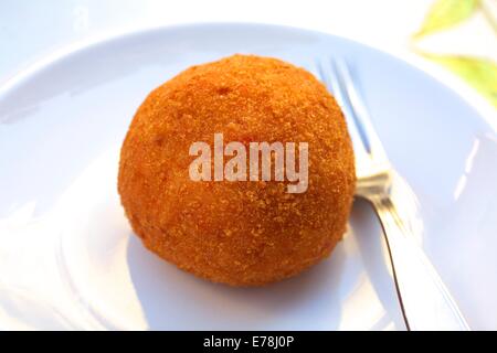 Arancini, Taormina, Sizilien, Italien, Südeuropa Stockfoto