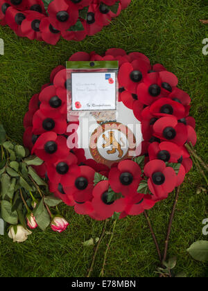 Kranz und Hommage an den Krieg Friedhof Oosterbeek für die gefallenen Soldaten von der Operation Market Garden zum 70. Jahrestag der Schlacht Stockfoto