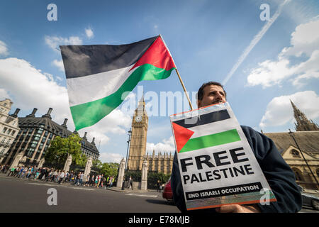 London, UK. 9. September 2014. "Free Palästina" Demonstrant außerhalb Parlament 2014 Credit: Guy Corbishley/Alamy Live News Stockfoto