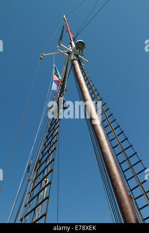 Große Schiffe Mast und Seil Leitern am 30. jährlichen Toshiba große Schiffe-Festival in Dana Point Harbor Kalifornien Stockfoto