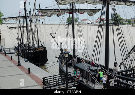 Columbus Schiff Nina und Pinta gefesselt im Rochester NY Port. Stockfoto