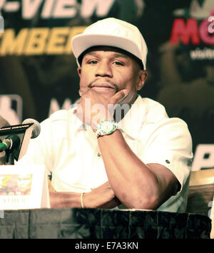 Las Vegas, Nevada, USA. 10. September 2014. World Boxing Champion Floyd "Money" Mayweather Jr. besucht der abschließenden Pressekonferenz am 10. September 2014 zur Förderung '' Chaos: Mayweather Vs Maidana 2'' an das MGM Grand Hotel & Casino in Las Vegas, Nevada-Credit: Marcel Thomas/ZUMA Draht/Alamy Live News Stockfoto