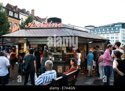 Maison Antoine am Place Jourdan in Etterbeek, Brüssel. Stockfoto