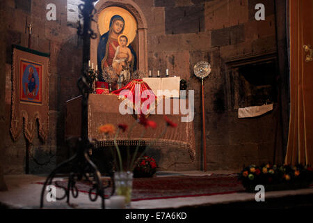 innere Vahramashen-Kirche (auch gemeinhin als Surb Astvatsatsin oder die Kirche Amberd), Provinz Aragatsotn, Armen Stockfoto