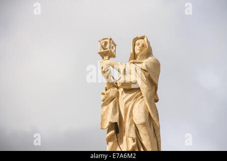 Hl. Klara von Assisi - Kolonnade Heiligen Vatikan Stockfoto