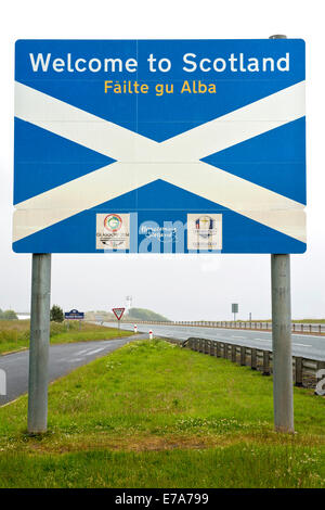 Schottischen Grenze Schild an der Anglo-schottischen Rand, in der Nähe von Lamberton, Schottland, Vereinigtes Königreich Stockfoto