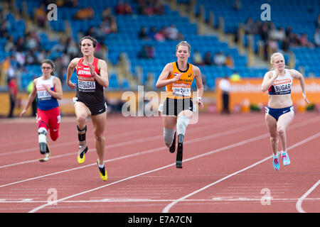 Marlou VAN RHIJN, DutchIrmgard BENSUSAN, Laura Zucker & Sophie KAMLISH, Frauen 100m T43-44, 2014 IPC Birmingham Grand Prix, UK Stockfoto