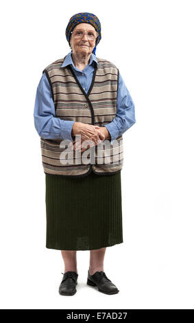 Volle Länge des senior Frau auf weißem Hintergrund Stockfoto