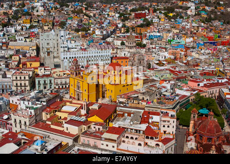 Guanajuato, Mexiko - guanajuato Weltkulturerbe, historischen Stadt Blick auf die farbenfrohen Gebäude und Häuser aus dem 16. Jahrhundert Stockfoto