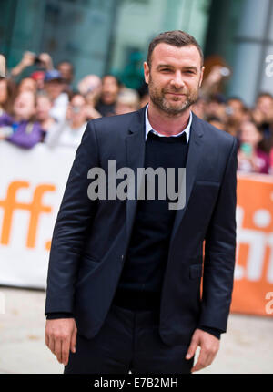 Toronto, Kanada. 11. September, 2014. Schauspieler Liev Schreiber kommt für die Weltpremiere des Films "Bauernopfer" in der Roy Thomson Hall während der 39. Toronto International Film Festival in Toronto, Kanada, 11. September 2014. Bildnachweis: Zou Zheng/Xinhua/Alamy Live-Nachrichten Stockfoto