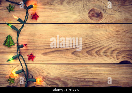 Weihnachten Hintergrund mit Lichtern. Kopieren Sie Raum. Ansicht von oben Stockfoto