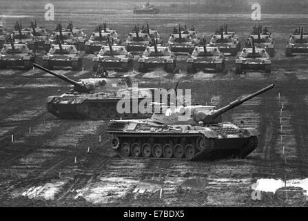 Italienische Armee, Centauro gepanzerte Brigade, Leopard Panzer (1987) Stockfoto