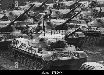 Italienische Armee, Centauro gepanzerte Brigade, Leopard Panzer (1987) Stockfoto