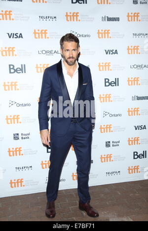 Toronto, Kanada. 11. September, 2014. Schauspieler Ryan Reynolds besucht die Premiere von "The Voices" während der 39. Toronto International Film Festival (TIFF) in Toronto, Kanada, 11. September 2014. Foto: Hubert Boesl/Dpa - NO-Draht-SERVICE-/ Dpa/Alamy Live News Stockfoto