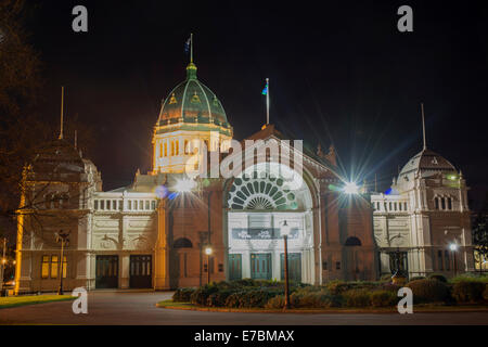 Royal Exhibition Building bei Nacht-Melbourne-Australien Stockfoto