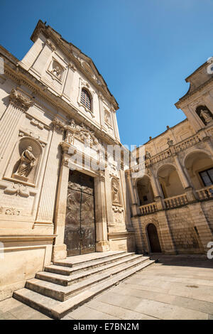 Detail an der Fassade des Doms, Kathedrale, an der Piazza del Duomo, Lecce, Apulien, Italien Stockfoto