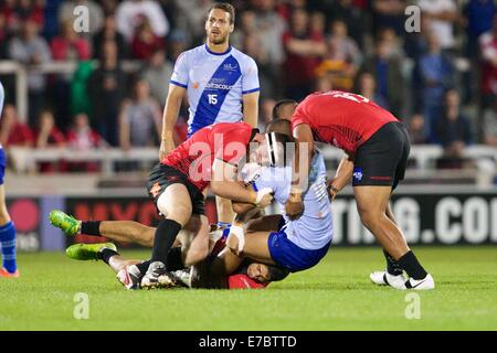 Salford, UK. 12. Sep, 2014. Super League-Rugby. Salford Reds versus Widnes Wikinger. Widnes Wikinger zweite Reihe Willie Isa in Aktion. Bildnachweis: Aktion Plus Sport/Alamy Live-Nachrichten Stockfoto