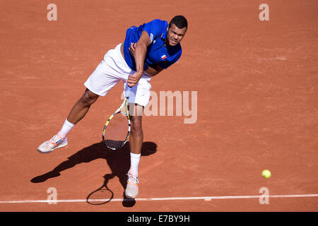 Roland Garros, Paris, Frankreich. 12. Sep, 2014. Davis Cup Tennis Halbfinale Frankreich gegen Tschechien. Jo Wilfried Tsonga (Fra) Credit: Action Plus Sport/Alamy Live News Stockfoto