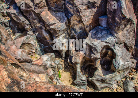 Die fossilen fällt eine geologische Besonderheit, befindet sich in der Coso Range in Kalifornien in den Vereinigten Staaten. Stockfoto