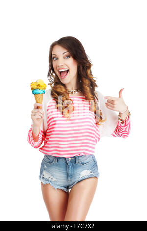 Fröhlichkeit. Schöne Frau mit Eis zu lachen Stockfoto