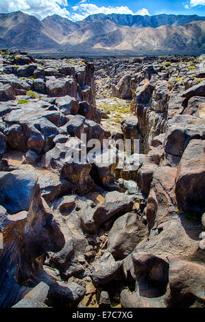 Die fossilen fällt eine geologische Besonderheit, befindet sich in der Coso Range in Kalifornien in den Vereinigten Staaten. Stockfoto