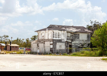 Verfallene, verlassene Monroe Bahnhofsgebäude in der Big Cypress National Preserve und Florida Everglades. Stockfoto