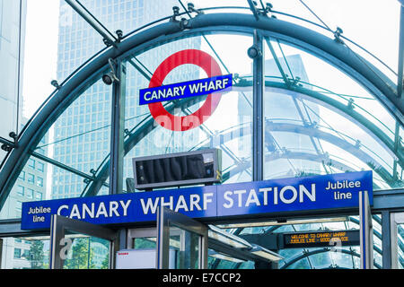 Canary Wharf u-Bahnstation - London Stockfoto