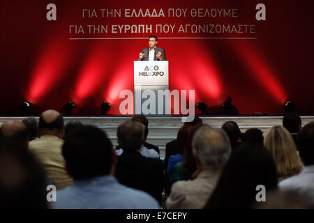 Thessaloniki, Griechenland. 13. Sep, 2014. Führer der griechische Opposition Partei SYRIZA Alexis Tsipras Adressen produktiv Institutionen, Party-Mitglieder und Unterstützer in seinem Keynote-Vortrag im Vellidio Convention Center während seines Besuchs in der 79. TIF. Thessaloniki, Griechenland am 13. September 2014. Bildnachweis: Konstantinos Tsakalidis/Alamy Live-Nachrichten Stockfoto