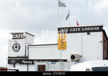 Ace Cafe, Nord-London, UK, 14. September 2014. Das Ace Cafe in London Credit: fantastische Kaninchen/Alamy Live-Nachrichten Stockfoto